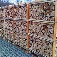 Предлагаем колотые березовые дрова различных размеров со склада